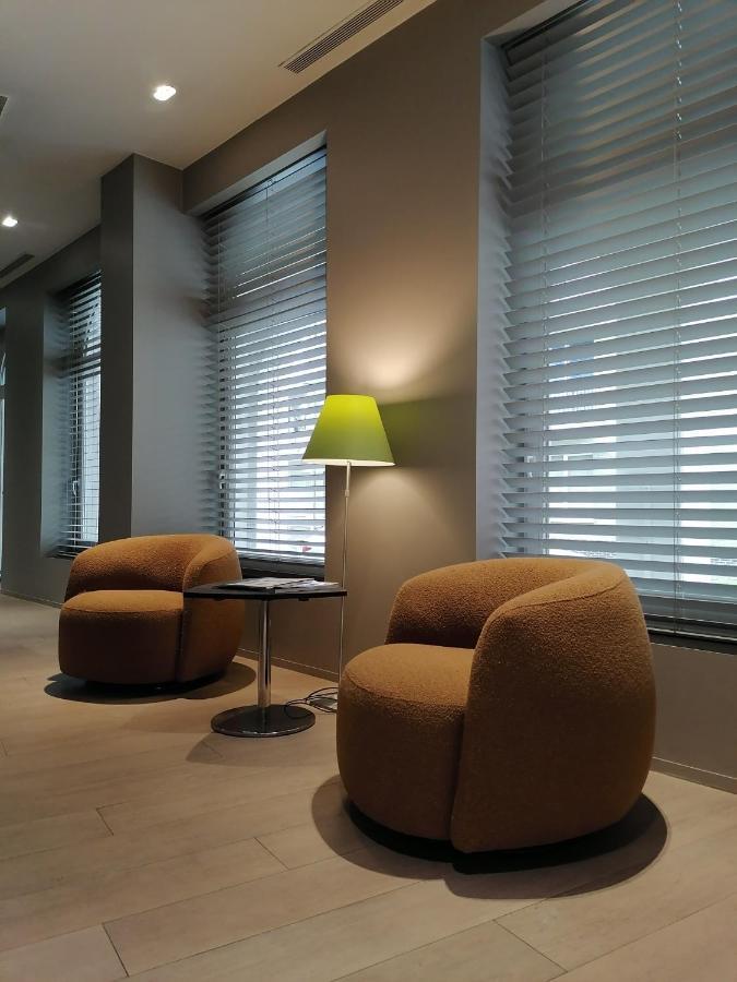 Square Hotel Arrondissement di Courtrai Esterno foto