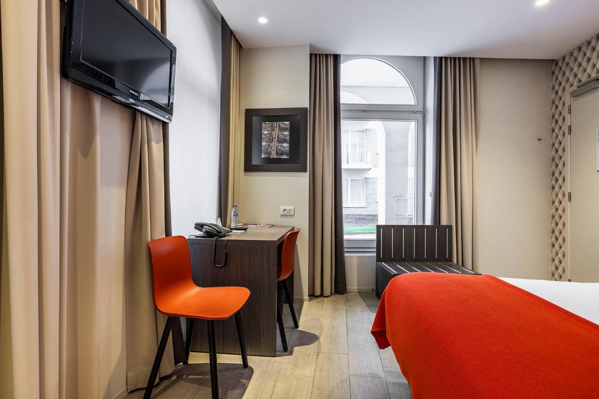 Square Hotel Arrondissement di Courtrai Esterno foto