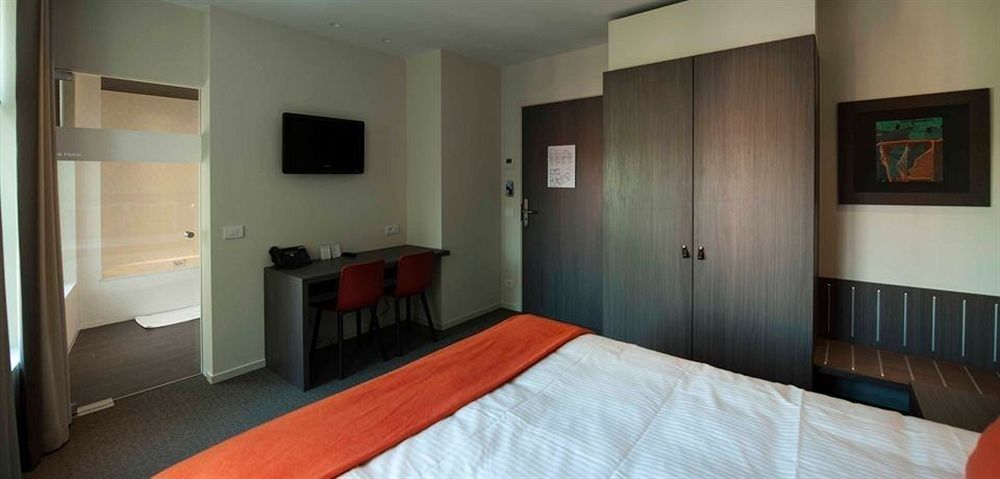 Square Hotel Arrondissement di Courtrai Esterno foto